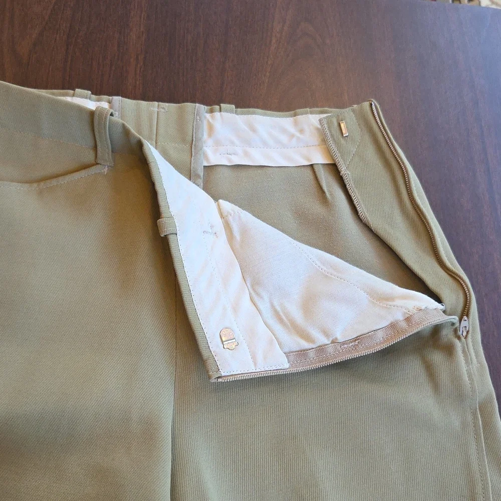 Tailored Sportsman Knee Patch Breeches Size 28 - Picture 7 of 10